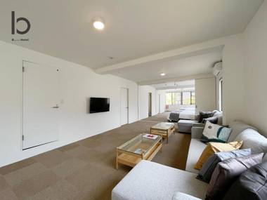 2 BR Apt Near Itsukushima Shrine For 12 Ppl