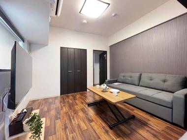 Brand New 1BR Apt Near Hondori Shopping District For 6 Ppl