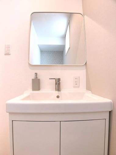 Bar & Hotel Colors MIYAJIMA