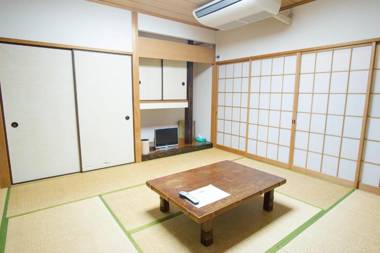 駅前山小屋A-yard