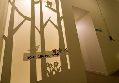 Holiday House Green Garden