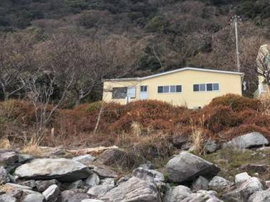 Kashi Besso Seafront Moon and Sand