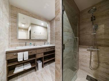 Royal View Hotel Churaumi