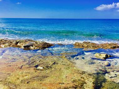 Ma-Blue Garden House