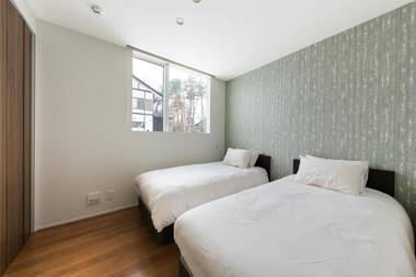 Grey Wolf Chalet by Hakuba White Fox Company