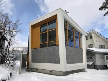 Alpinarc Chalet by Hakuba White Fox Company