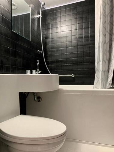 Sunshine Hakuba Ski-to-door