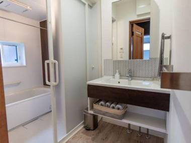 Mountain Stream Apartments