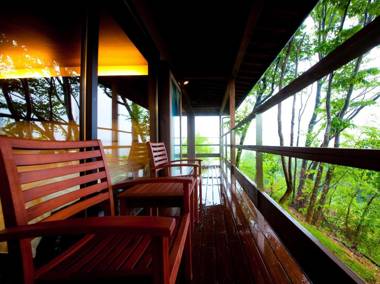 Kusayane No Yado Ryunohige