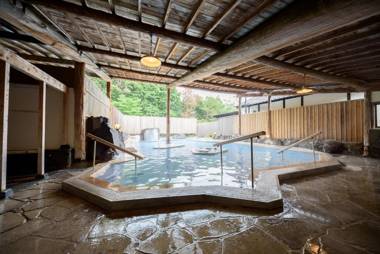 Yufuin Onsen Tsukanoma