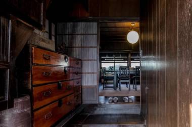 Classic Japan Living Miuraya