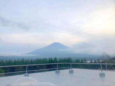 富士山中湖リゾートホテル