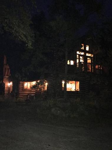 Canadian Loghouse Inn AzuminoYujin