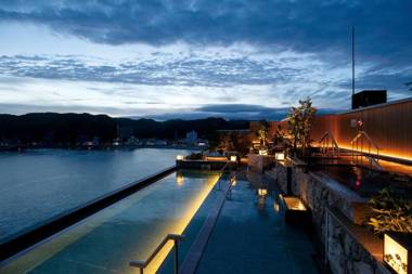 Kamogawa Hotel Mikazuki