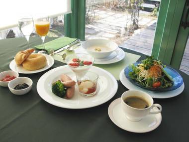 Petit Hotel & Restaurant Old Age