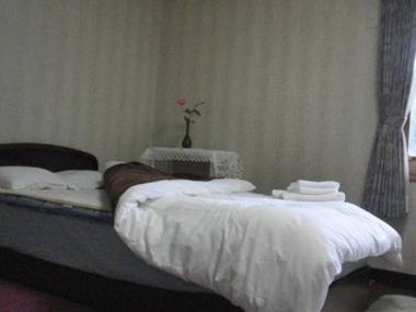 B & B Nishimine