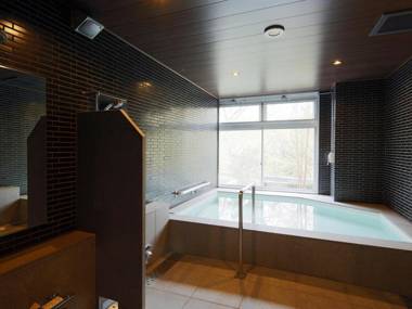 Kyou Bar Lounge & Inn