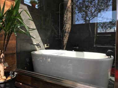 maison de stuffmarket