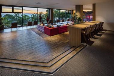 SHIRETOKO YUHI NO ATARUIE ONSEN HOSTEL