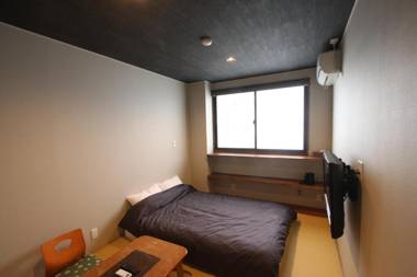 Nozawa Onsen Azegamikan