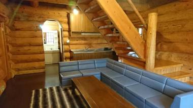 White Tree Log House Madarao Tangram