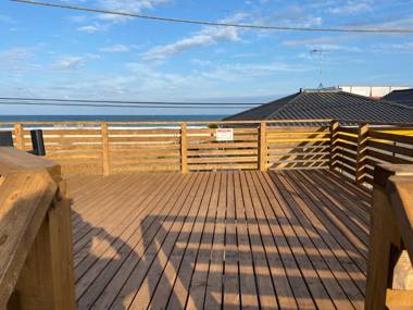 Takeigama Beach House