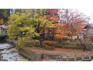 Takanoyu A Public Bath Where You Can Stay