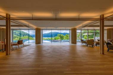 Hakone Ashinoko Hanaori