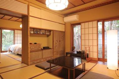 Yamaguchi HouseHistoric Private House with Open-Air Hot springs