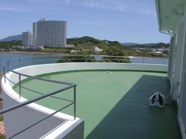 Shirahama Seaside Villa