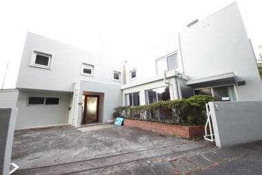 Shirahama White Beach House