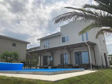 HOKULANI by the sea オーシャンビュー貸別荘プール付BBQサウナで整える