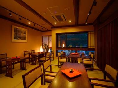 Yamamizuki Urara Tsutaya