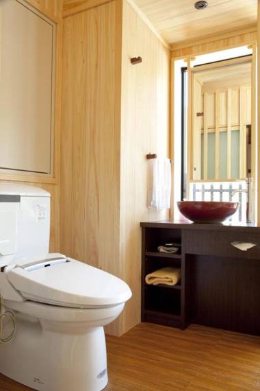 Yamamizuki Urara Tsutaya