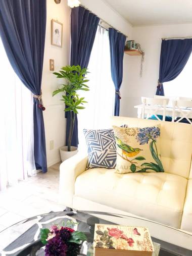 La violeta Terraza Zanpa