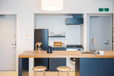 Hotel Petit Suite Chongyuan Temple Stone Gate