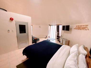 Dome Planet Ocean's Seven