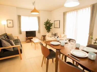 Cool Private Guesthouse  Uruma