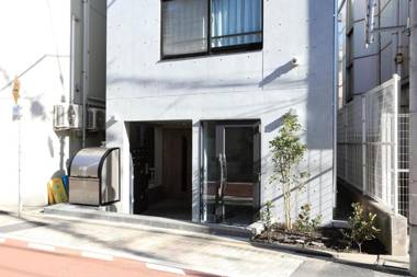 Laffitte Tokyo WEST
