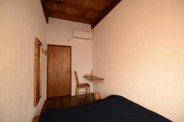 Taketa Ekimae Hostel cue