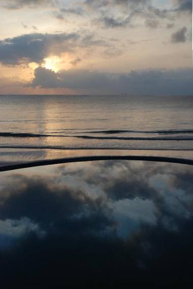 Kusini Beach Cottages