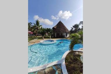 Dadida‘s Pool Cottage