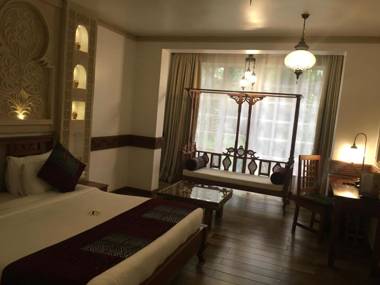 Small World Country Club