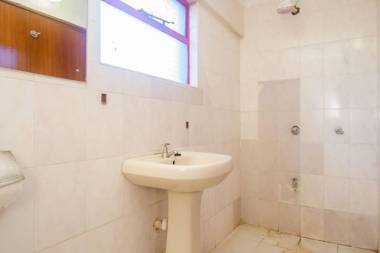 Jupiter Guest Resort Lang'ata