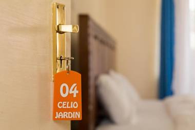 Celio Jardine Lavington