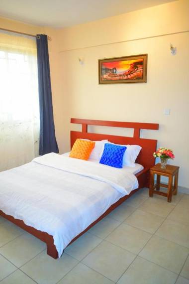 Luxurious-2 bedroom Furnished Apartment