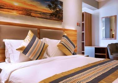 Raha Suites