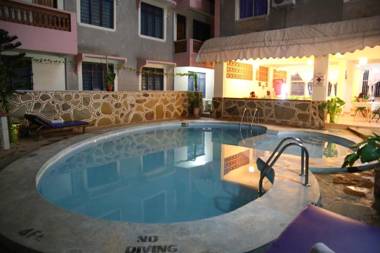 Merry Villa Hotel & Apartments