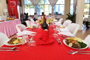 Merry Villa Hotel & Apartments