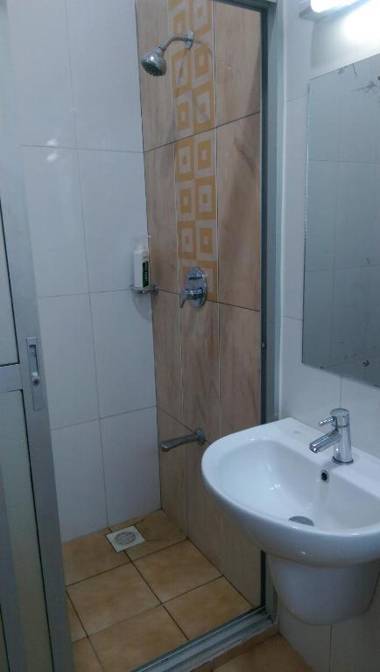 Ary Homestay Nyali- A Walk Away From City Mall